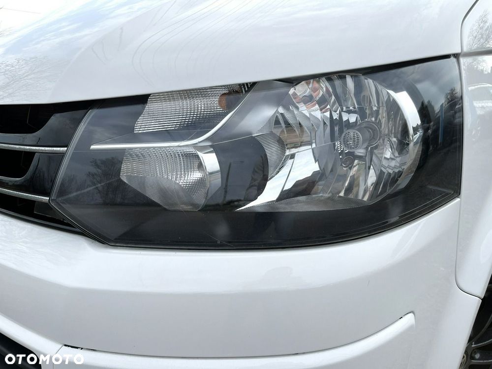 Volkswagen Transporter - 21