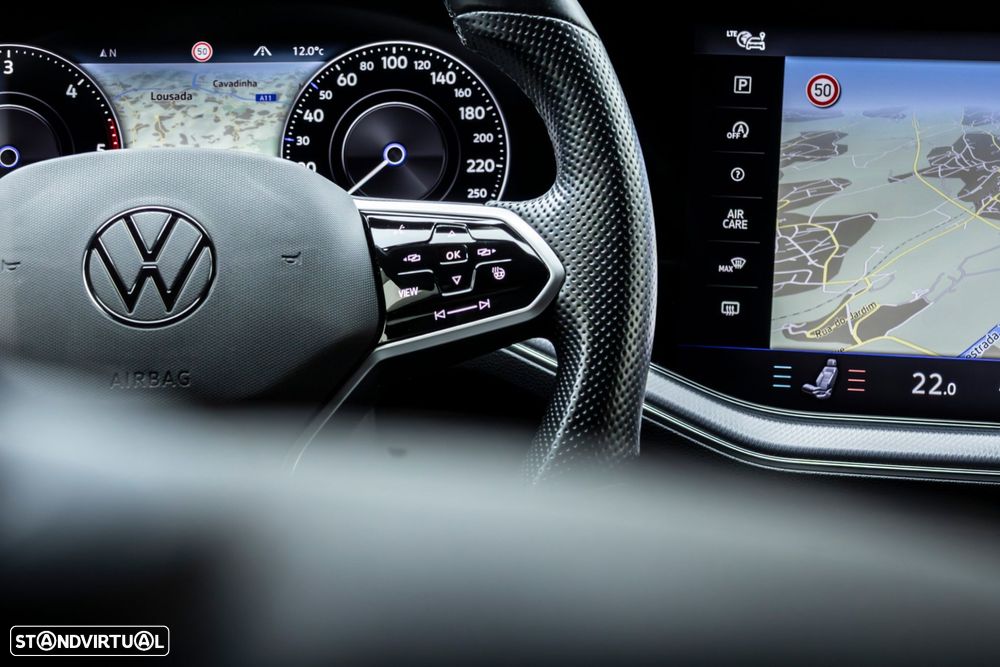 VW Touareg 3.0 TDI V6 R-Line - 17