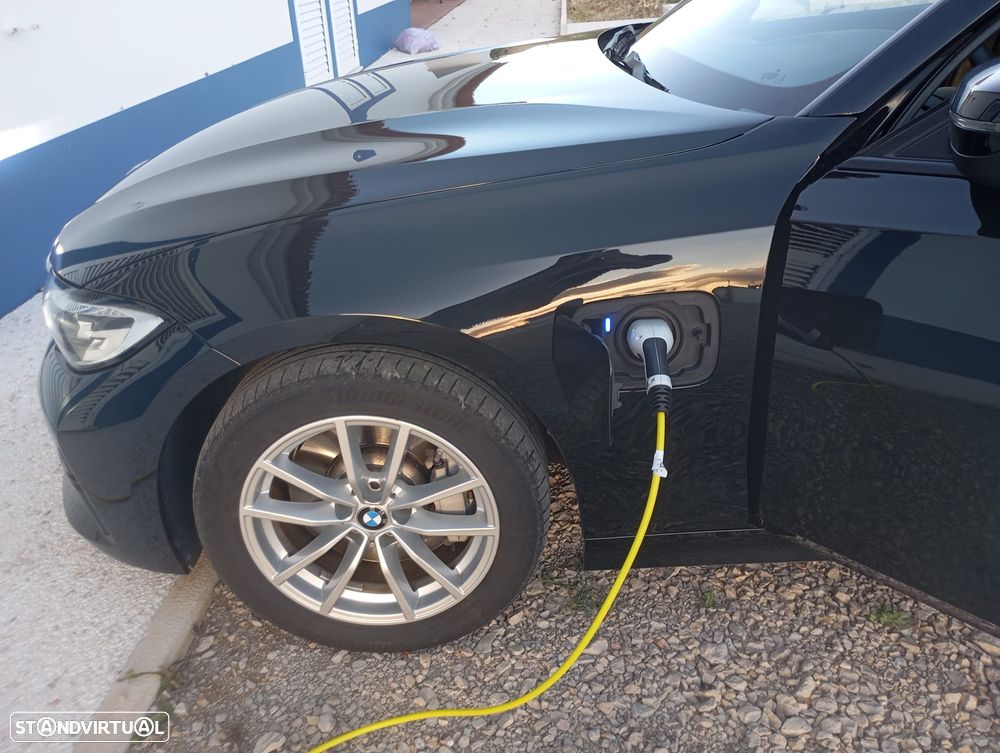 BMW 330 - 22