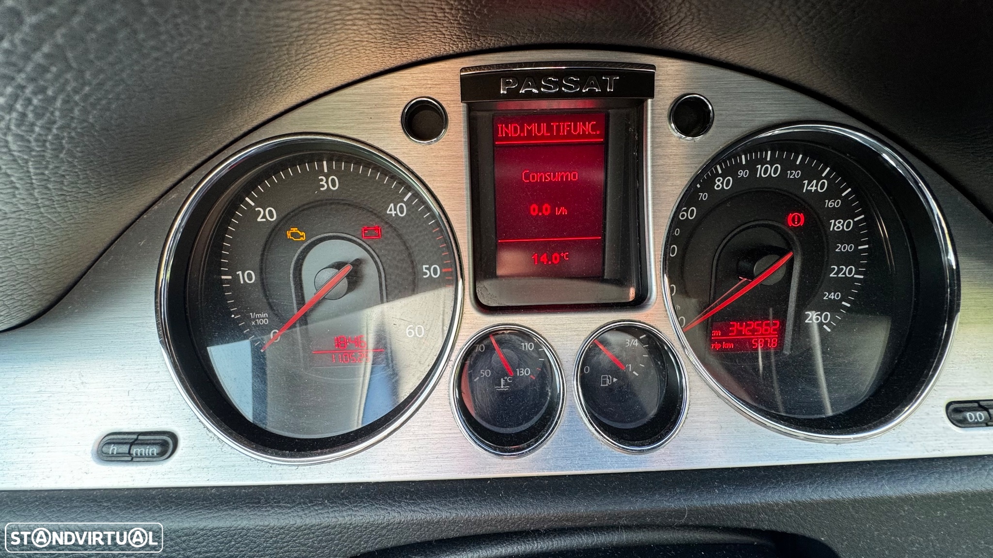 VW Passat Variant 2.0 TDi Highline - 18