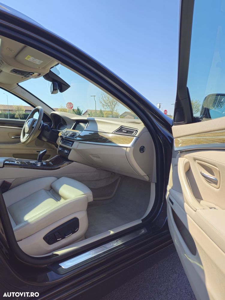 BMW Seria 5 525d Sport-Aut. Modern Line - 14