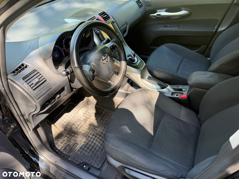 Toyota Auris 1.8 HSD Luna - 9