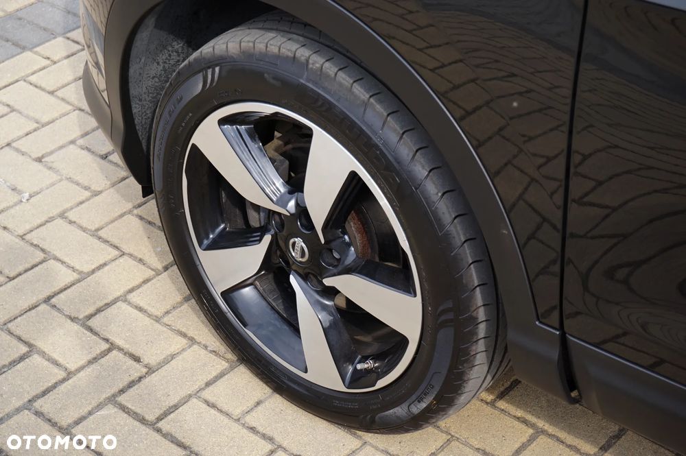 Nissan Qashqai 1.6 DIG-T 360 - 16