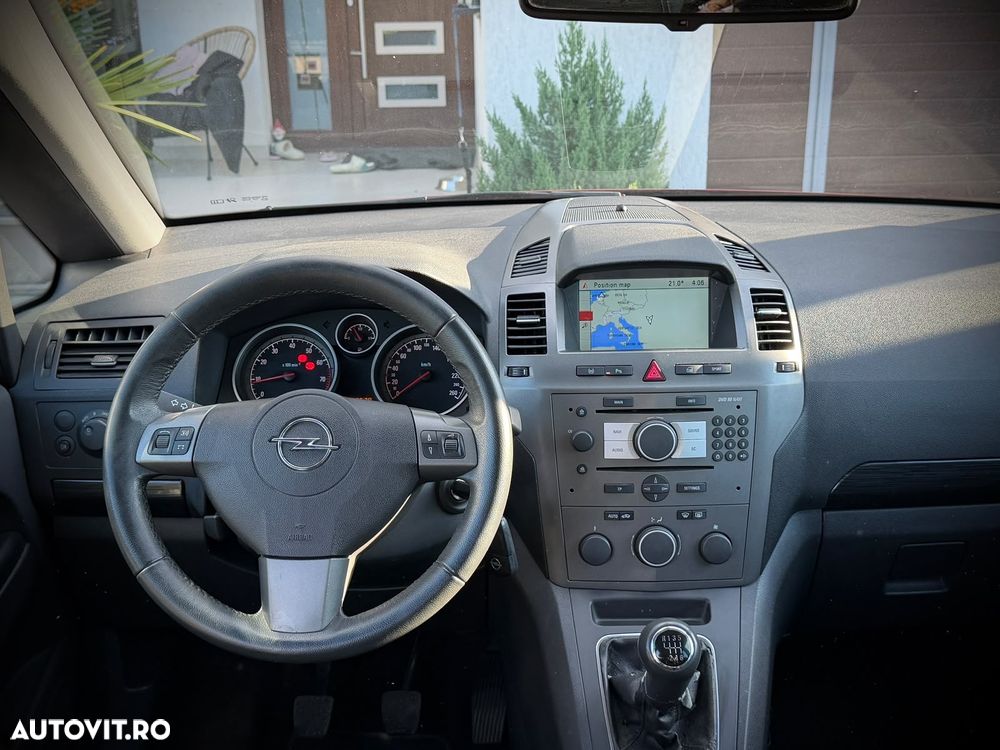 Opel Zafira - 29