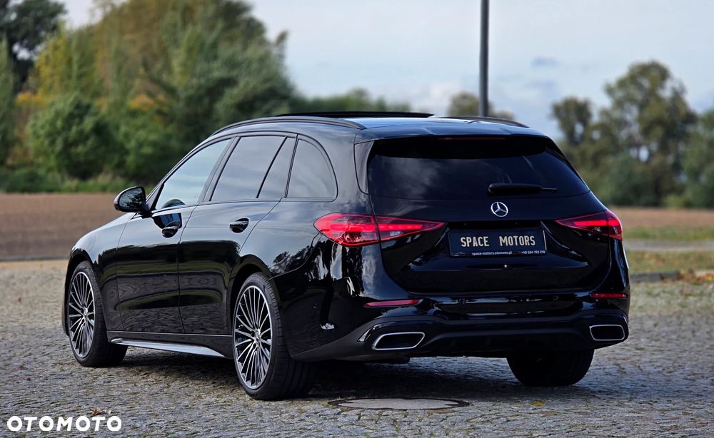 Mercedes-Benz Klasa C 220 d 4Matic T 9G-TRONIC AMG Line - 13