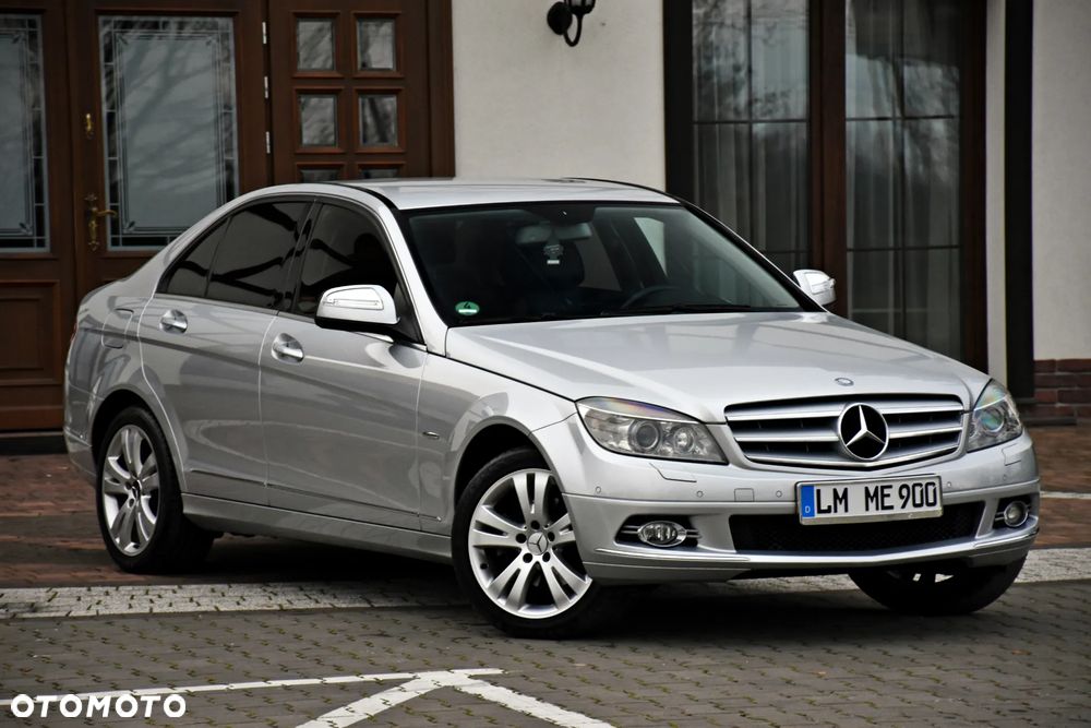 Mercedes-Benz Klasa C 200 7G-TRONIC Avantgarde Edition - 3