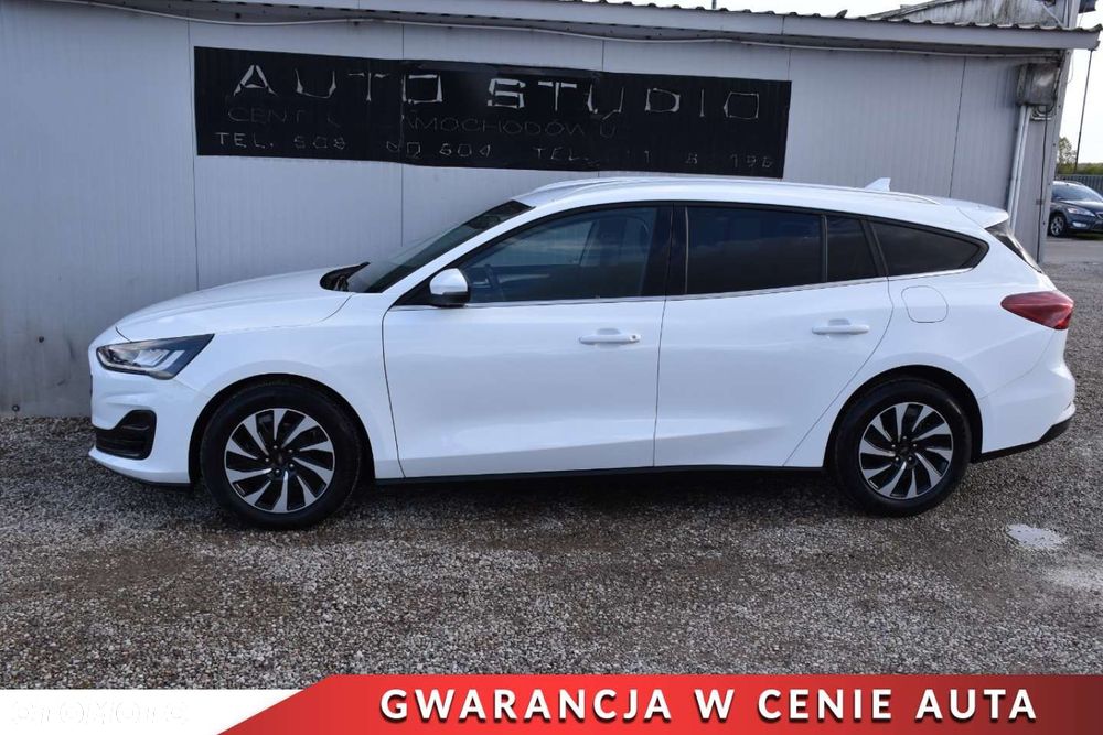 Ford Focus 1.0 EcoBoost Hybrid TITANIUM - 36