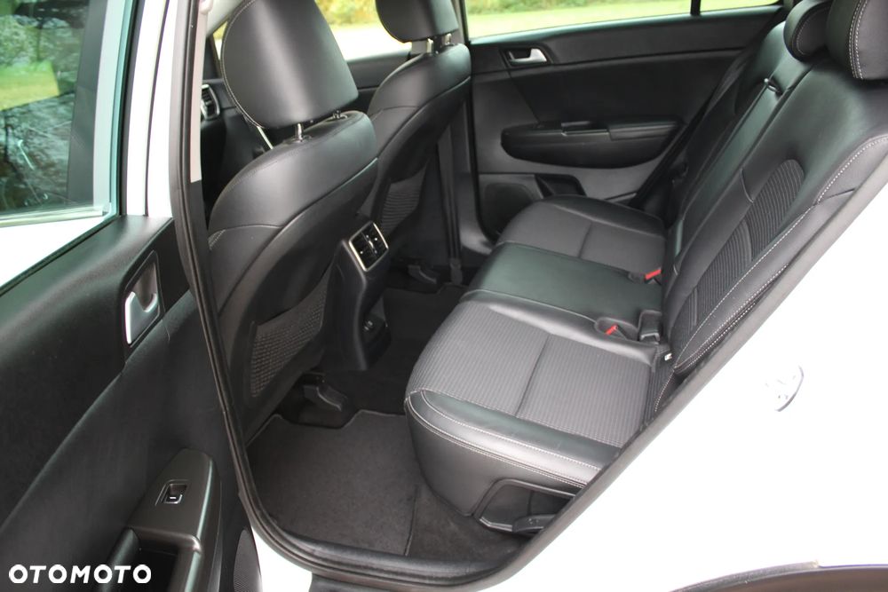 Kia Sportage 1.7 CRDI 2WD ISG Spirit - 22