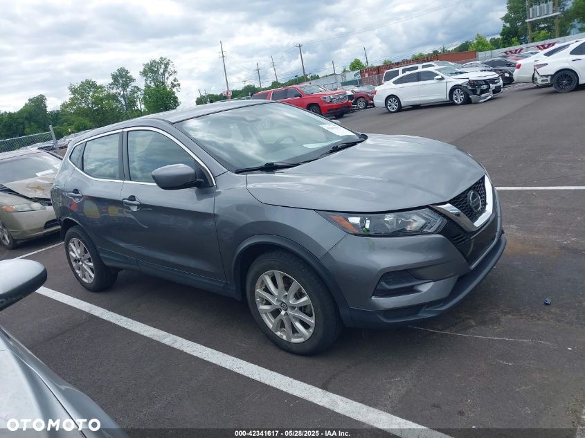 Nissan Rogue - 14
