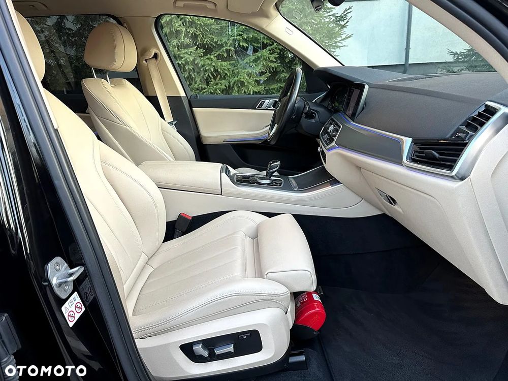 BMW X5 xDrive25d - 24