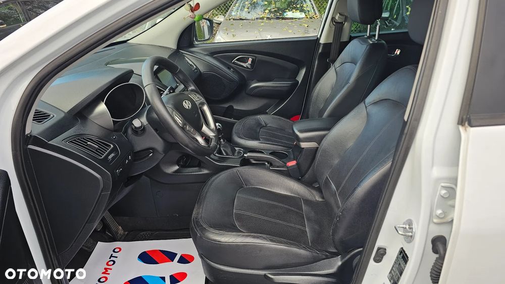 Hyundai ix35 2.0 CRDi Premium 2WD - 16