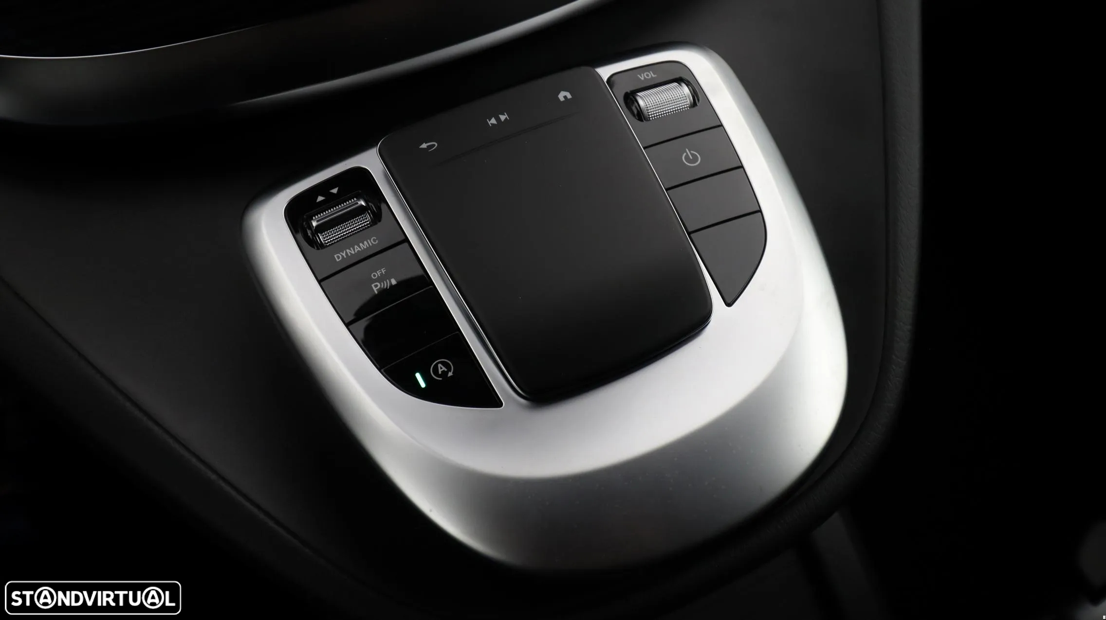 Mercedes-Benz V 250 - 26