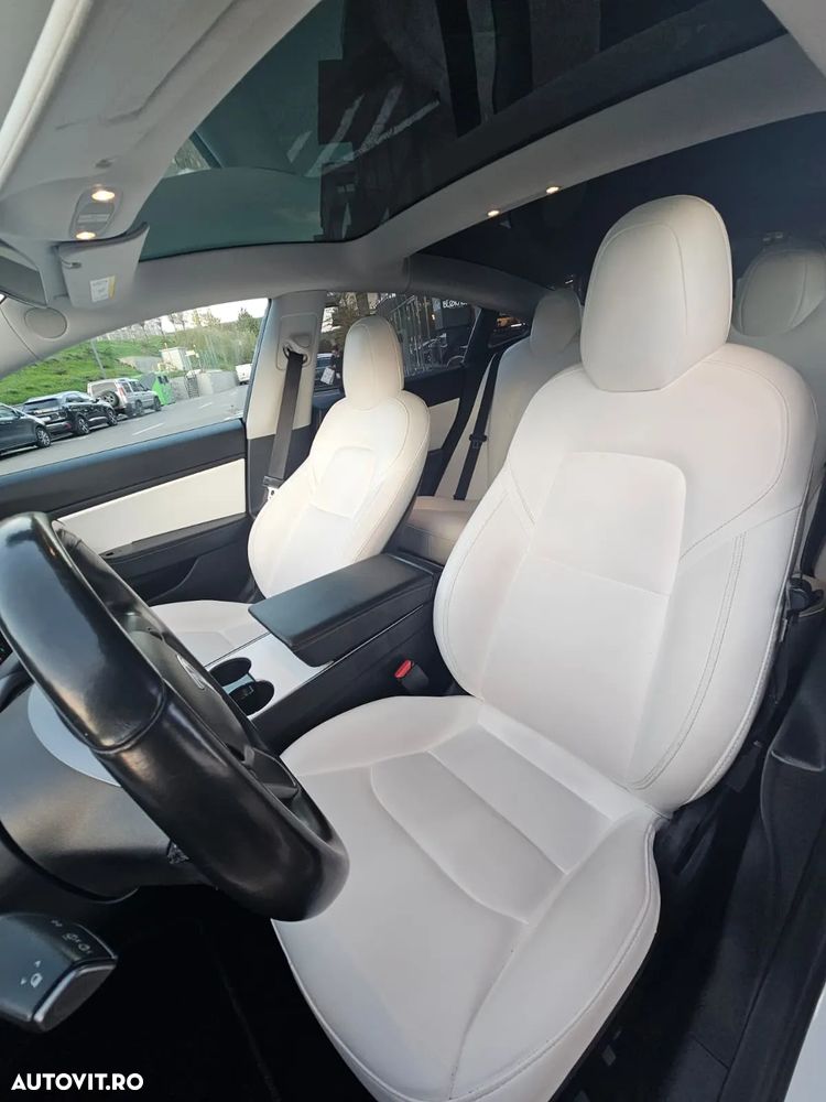 Tesla Model 3 Langstreckenbatterie Allradantrieb Dual Motor - 17