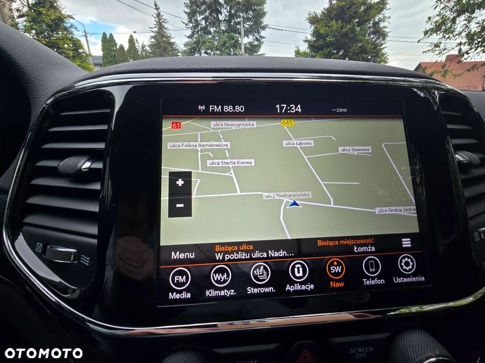 Jeep Grand Cherokee 3.6 V6 Laredo - 24