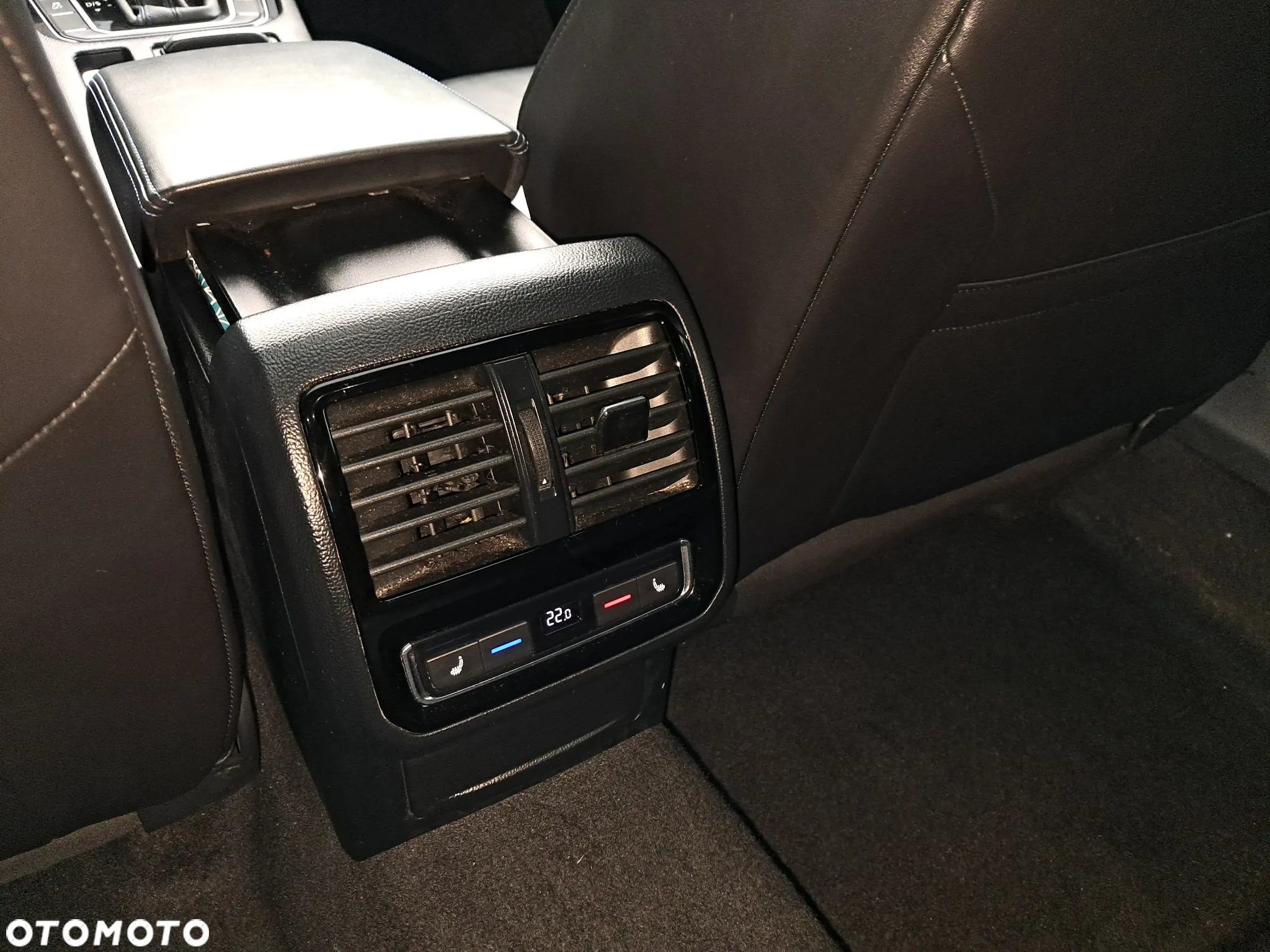 Volkswagen Arteon 2.0 TSI 4Motion R DSG - 18