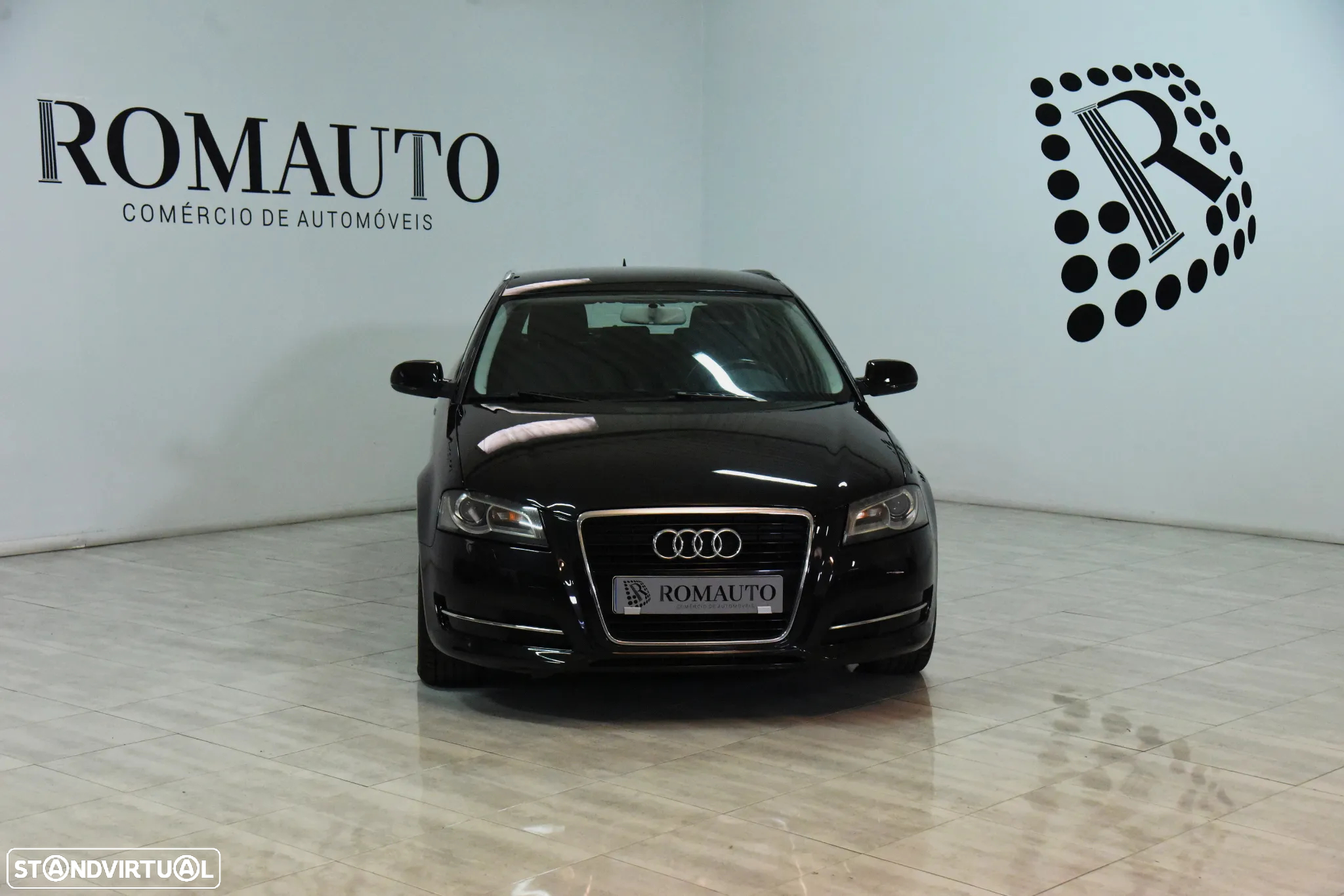 Audi A3 Sportback 1.6 TDI Attraction Special Edition - 2