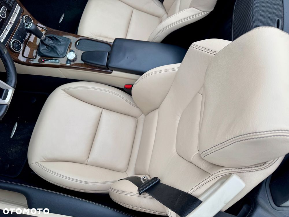 Mercedes-Benz SLK - 17