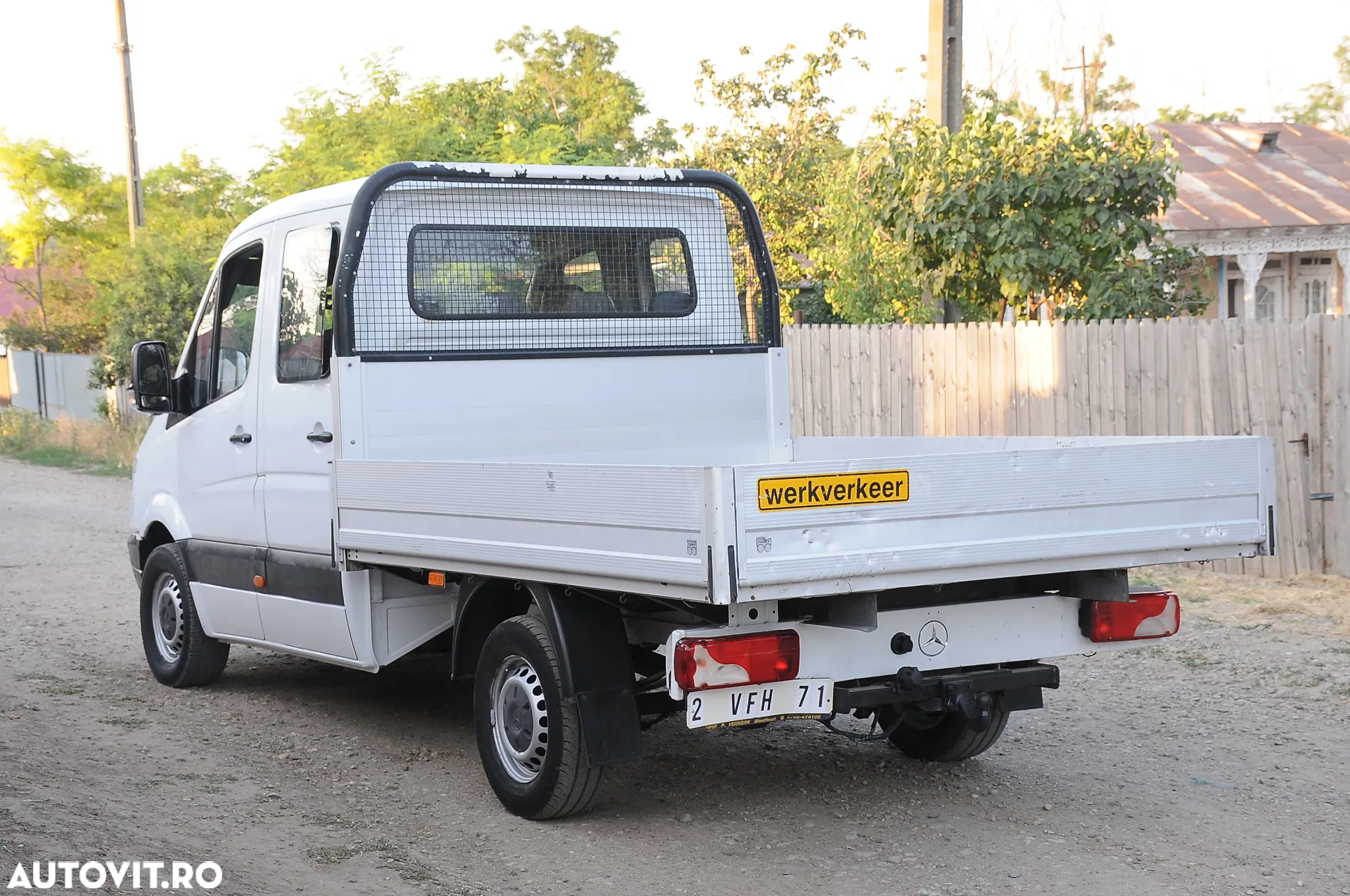 Mercedes-Benz Sprinter - 4