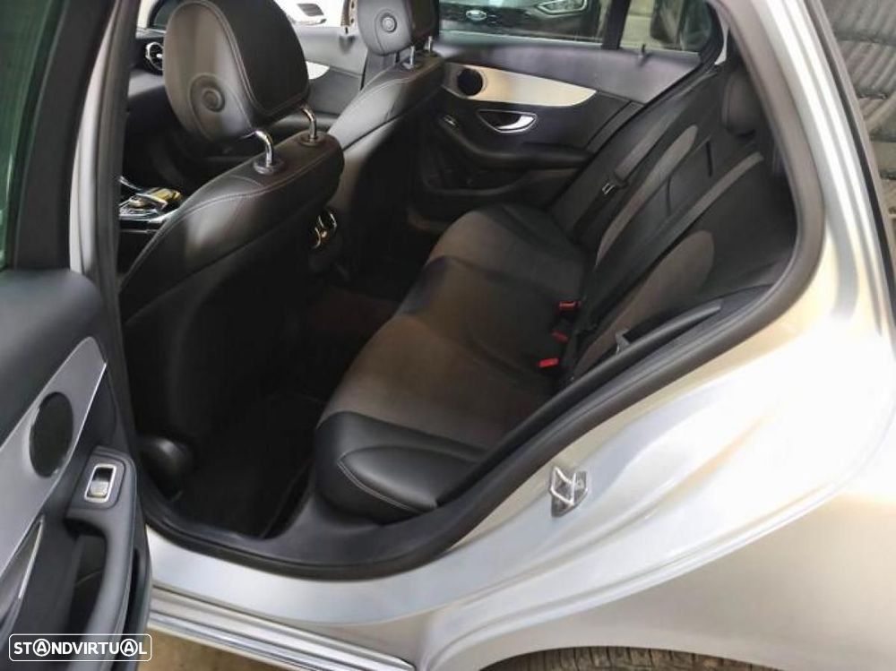 Mercedes-Benz C 200 - 4