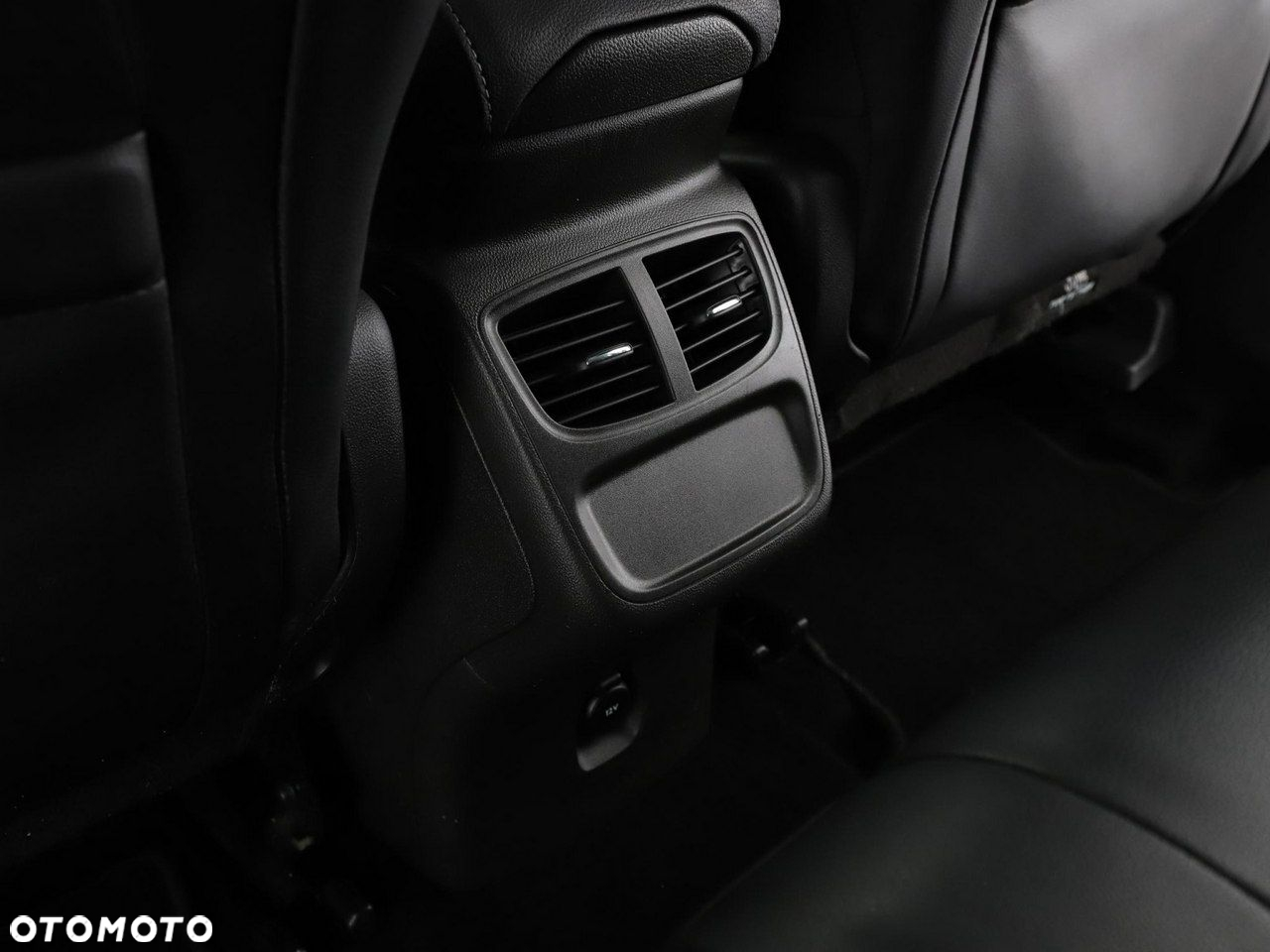 Opel Grandland X 1.2 T GPF Design Line S&S - 38