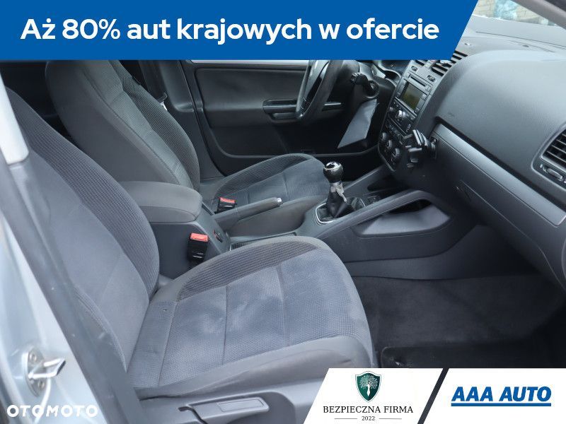 Volkswagen Jetta - 10