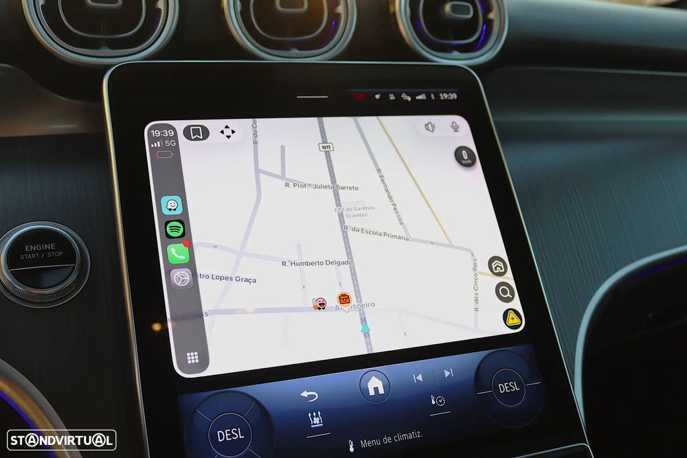 Mercedes-Benz GLC 300 e 4Matic 9G-TRONIC Avantgarde Advanced - 27