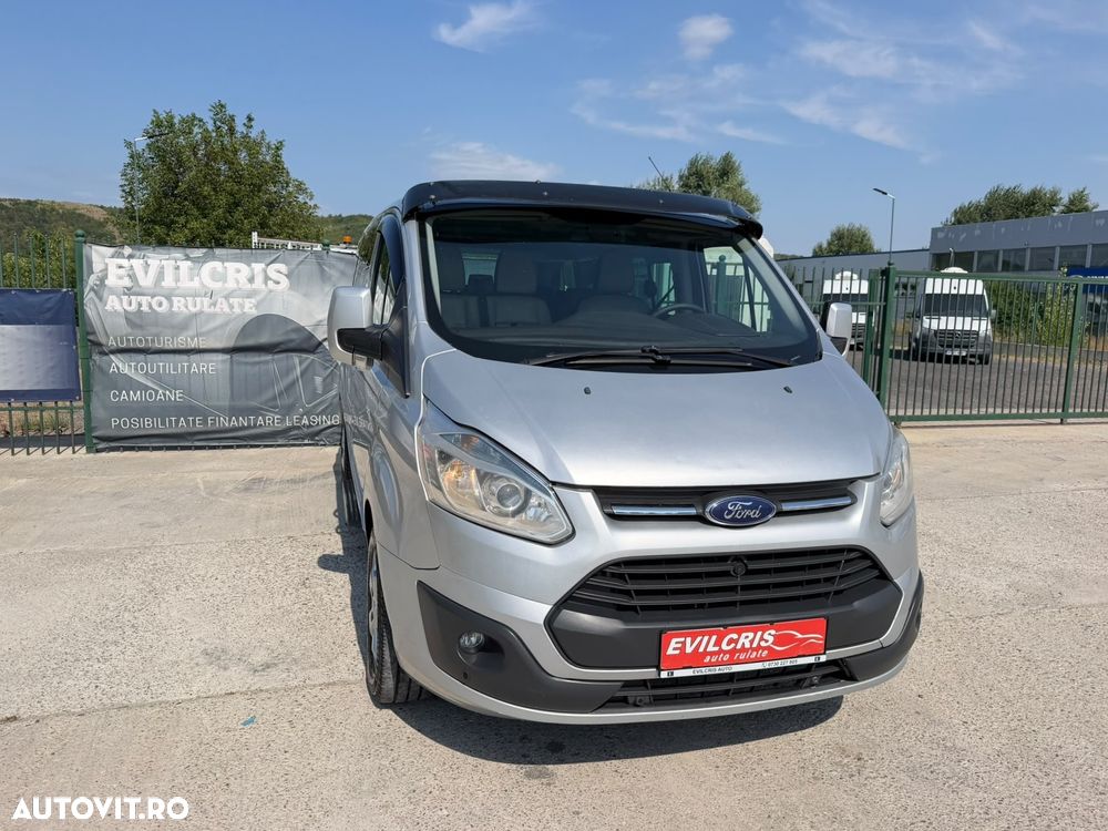 Ford Tourneo Custom - 28