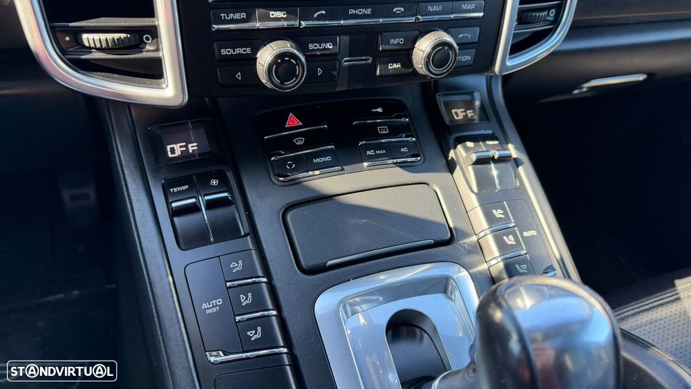 Porsche Cayenne Tiptronic - 38