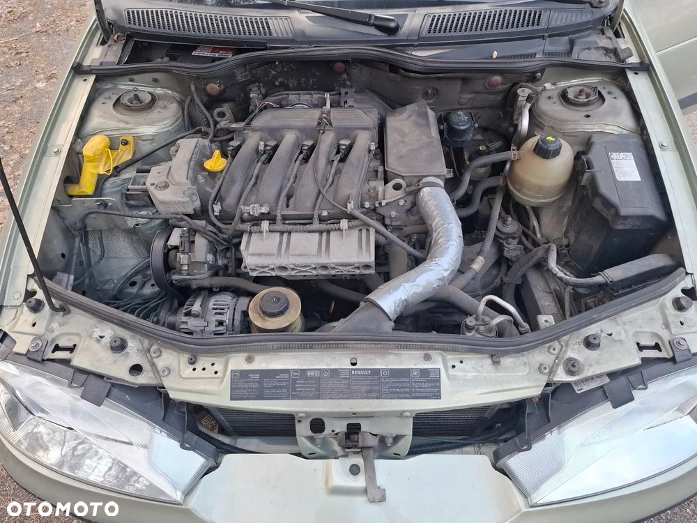 Renault Megane 1.4 16V Expression - 8