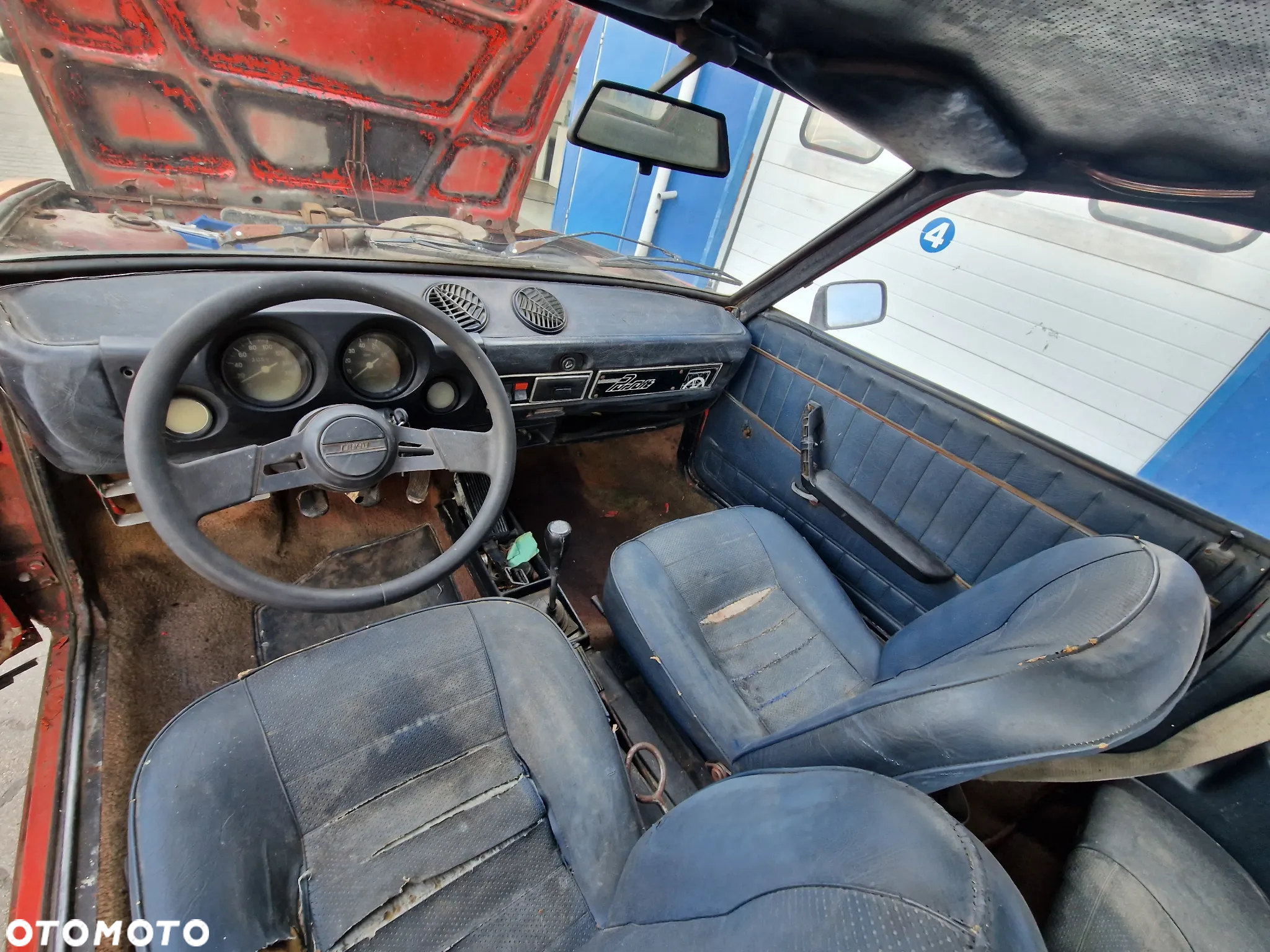 Fiat 128 - 8