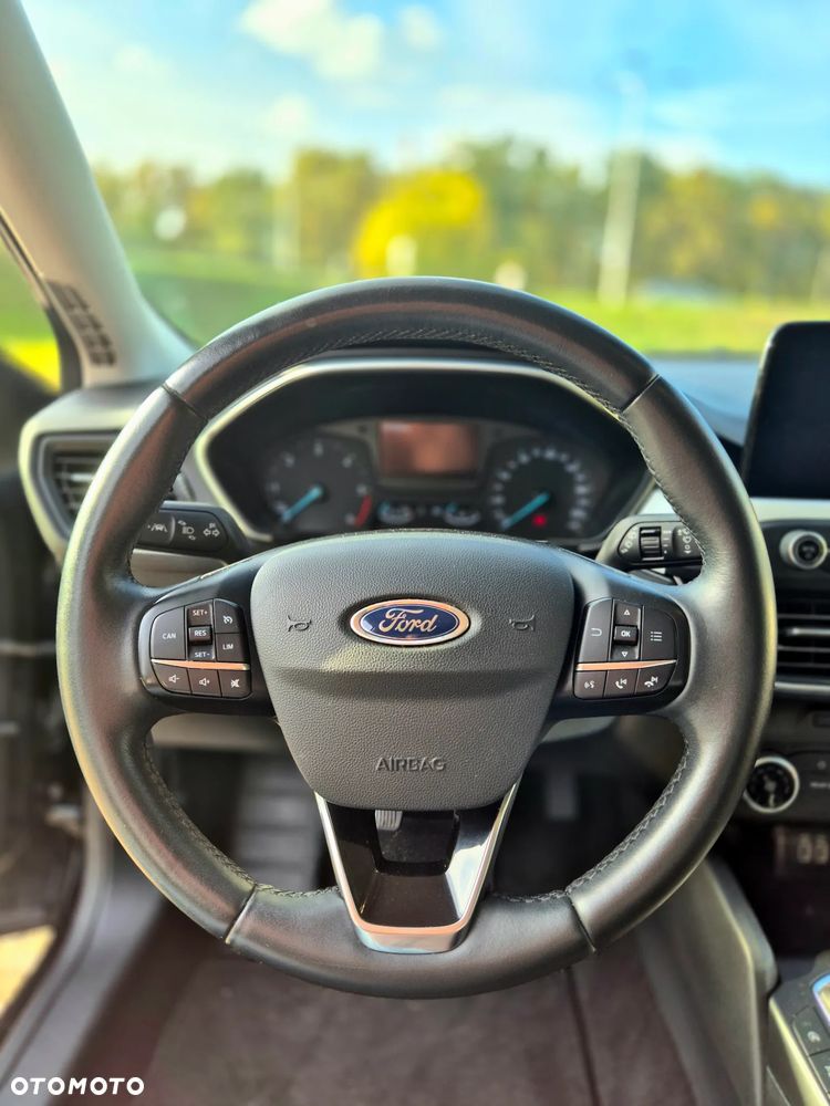 Ford Focus 1.5 EcoBlue SCR Connected - 17