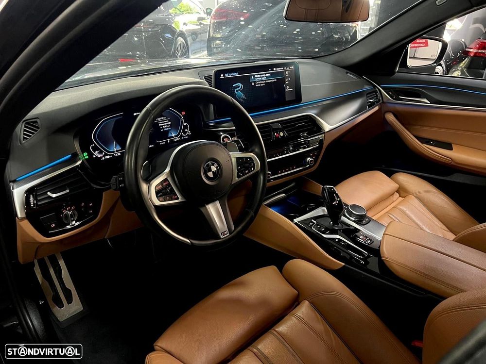 BMW 530 e Pack Desportivo M - 45