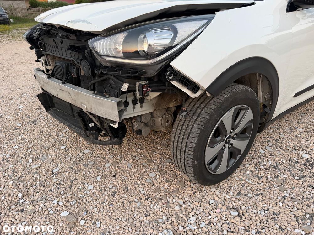 Kia Niro - 16