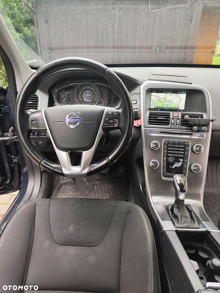 Volvo XC 60 D4 Geartronic Momentum - 15