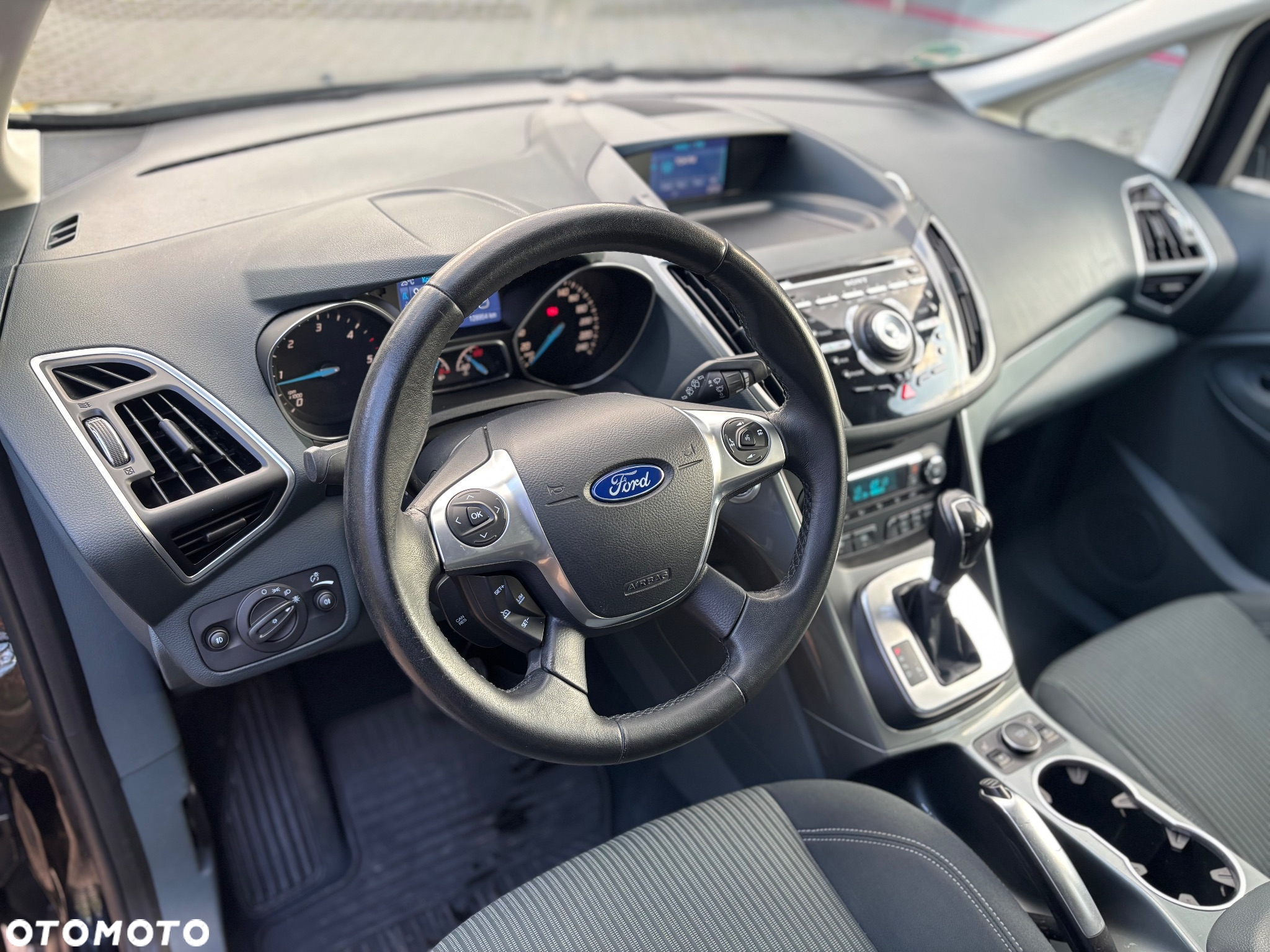Ford Grand C-MAX 2.0 TDCi Titanium - 15