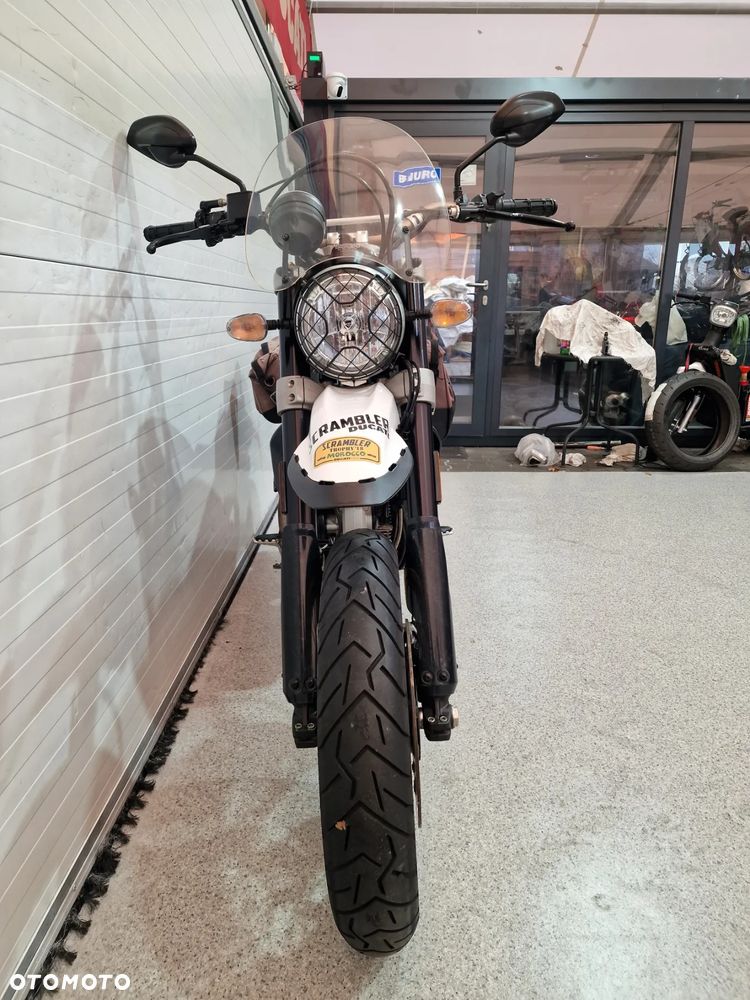Ducati Scrambler - 10