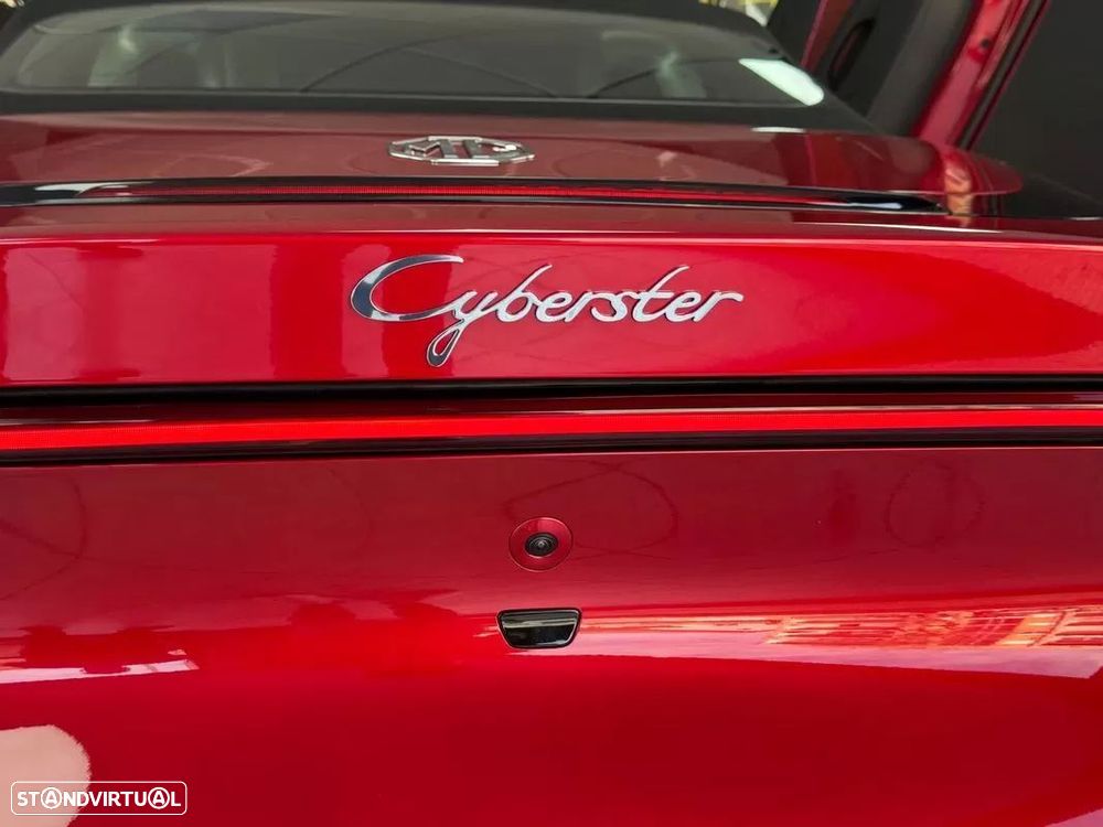 MG Cyberster 77 kWh GT - 33