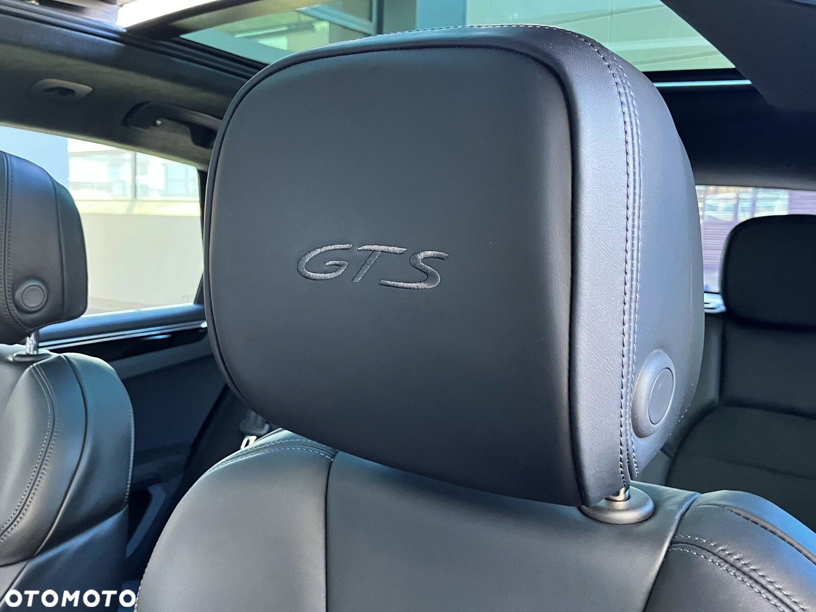 Porsche Macan - 40