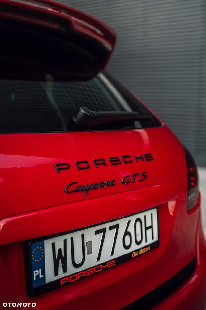 Porsche Cayenne GTS - 7