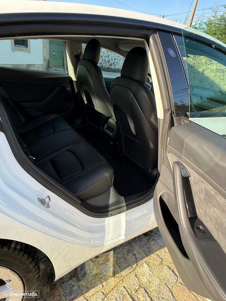 Tesla Model 3 Long Range Tração Integral - 19