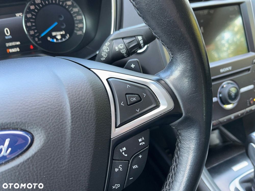 Ford Mondeo 2.0 TDCi Titanium PowerShift - 26