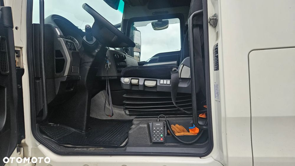 MAN TGX - 9