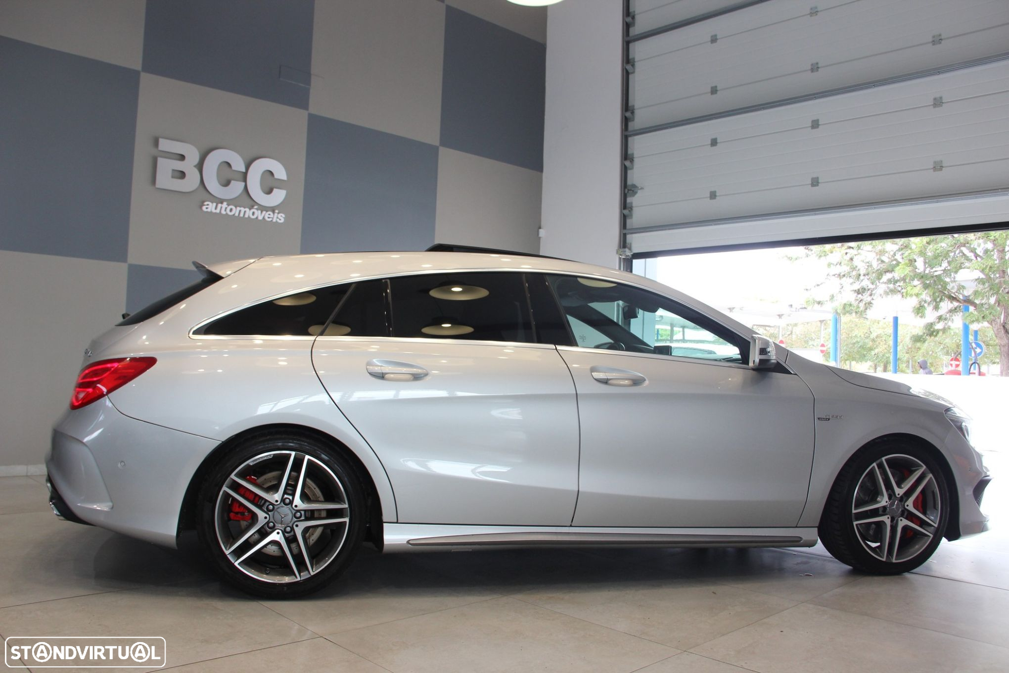 Mercedes-Benz CLA 45 AMG Shooting Brake 4-Matic - 4