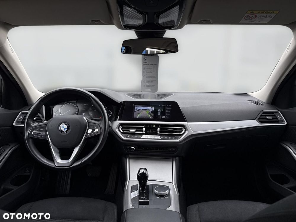 BMW Seria 3 318i Advantage - 6