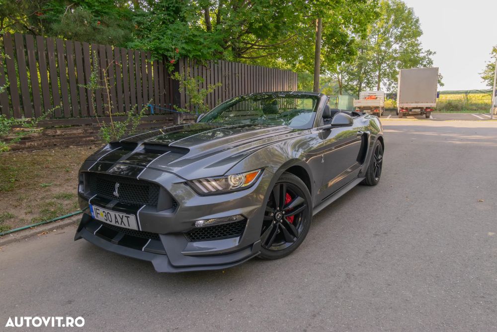 Ford Mustang - 24
