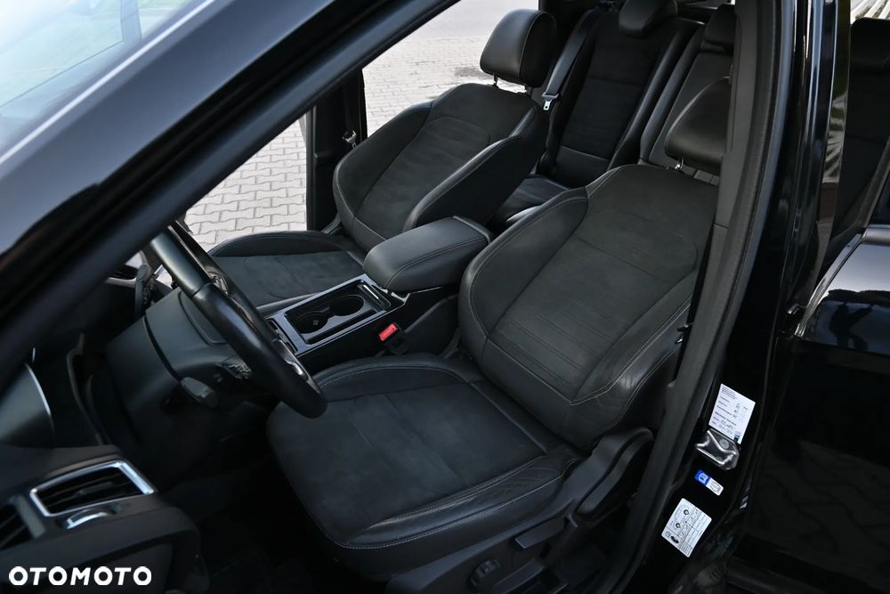 Ford Kuga 2.0 TDCi AWD ST-Line - 29