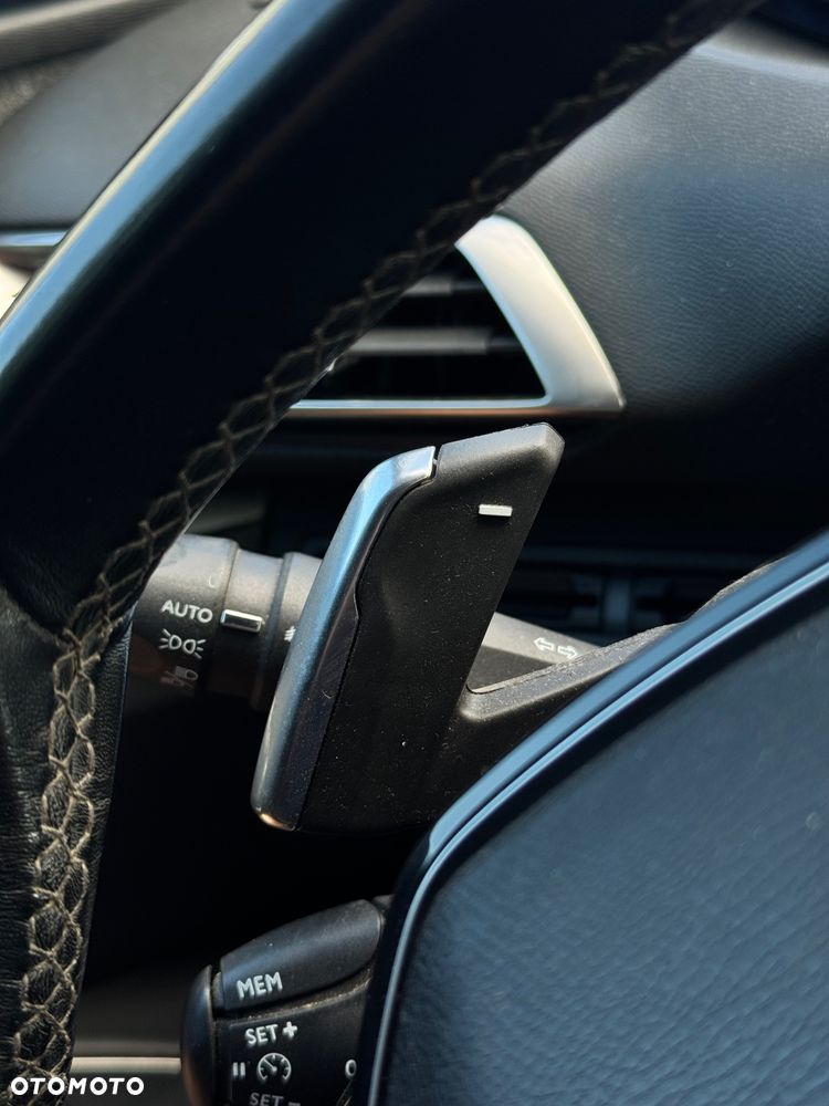 Peugeot 5008 1.5 BlueHDi Allure S&S EAT8 - 12