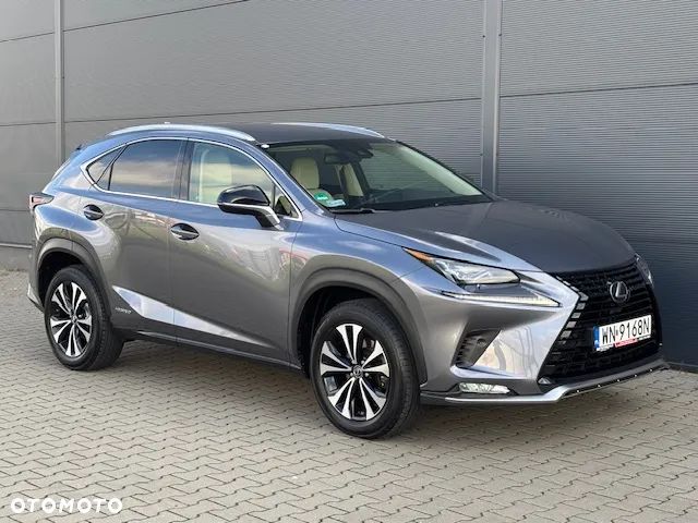 Lexus NX 300h F Impression AWD - 37