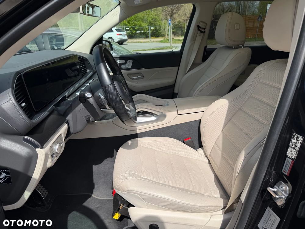 Mercedes-Benz GLS - 9