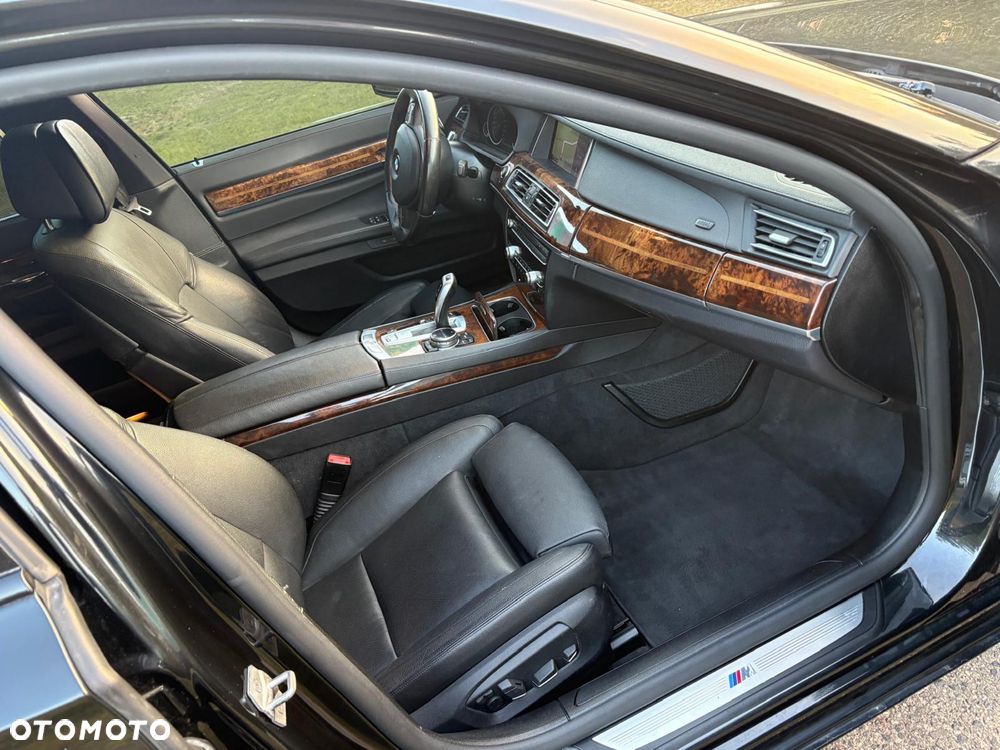 BMW Seria 7 - 3